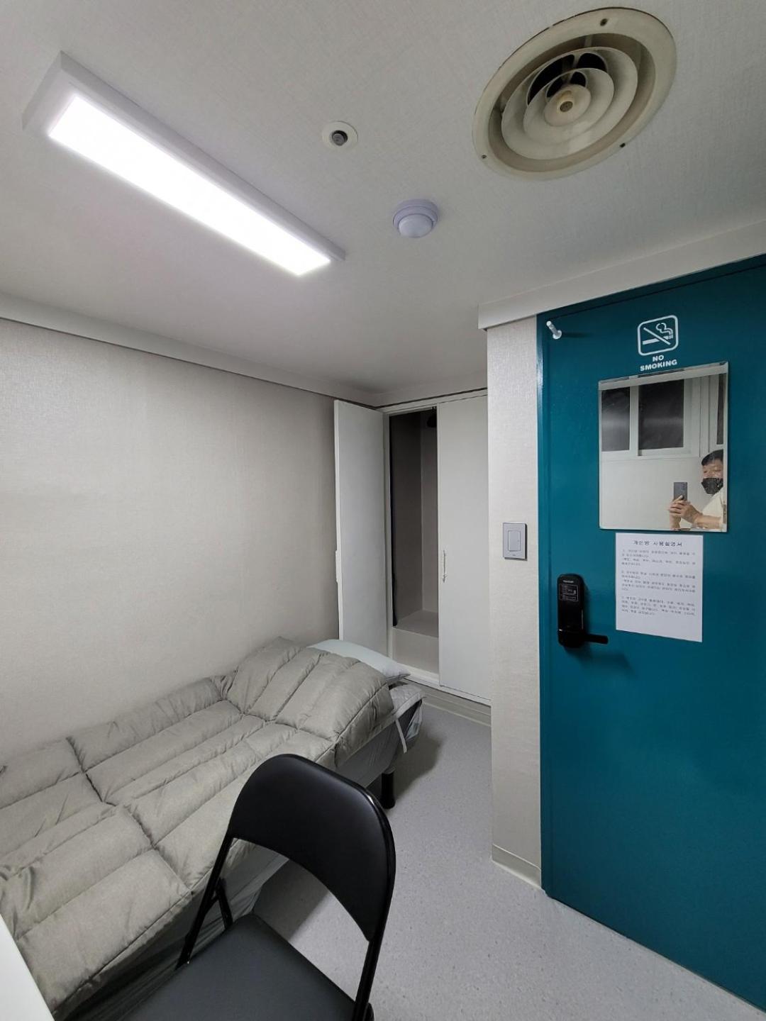 סיאול Female Only - Coco Stay Jongno Hyehwa Station מראה חיצוני תמונה